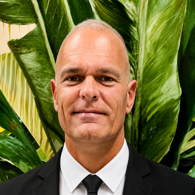 Portrait of Bluewood Homes Gold Coast Director Kim Linington